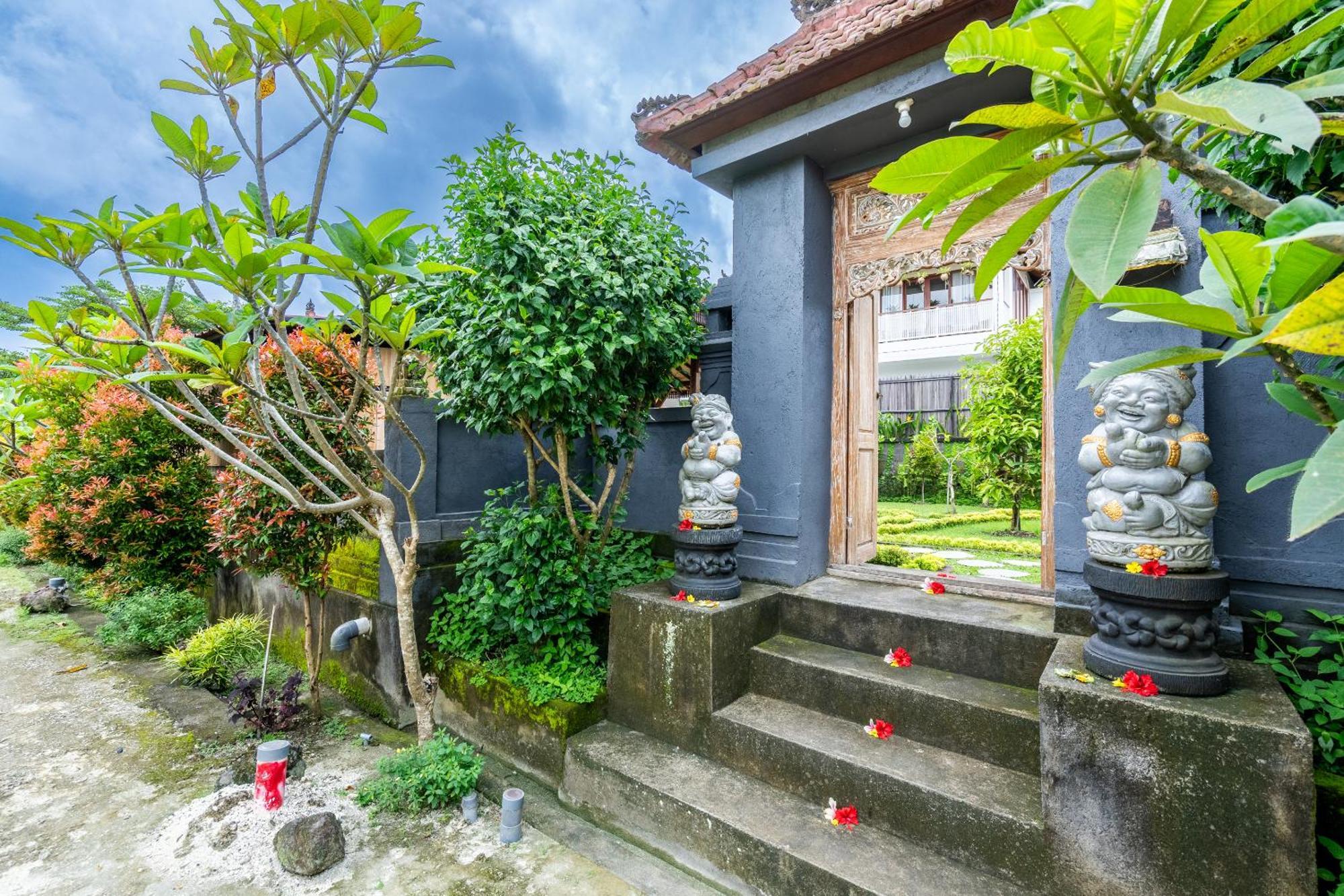 Lumbung Sari Villa Ubud ภายนอก รูปภาพ